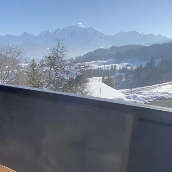 Studio lumineux avec vue sur le Mont Blanc、コルドンのホテル