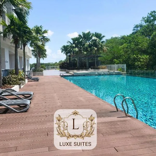 Hock Lam Village에 위치한 호텔 Luxe Suites at Skyloft