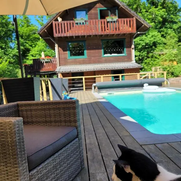 Le chalet du Cerf - Chambre d'hôte, hotel v destinaci Somme-Leuze