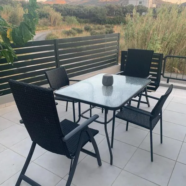 Eucalyptοs house, hotel v destinaci Lefkogeia