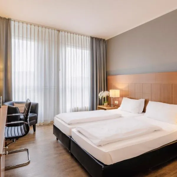 PLAZA Premium Köln, hotel v Kolíne