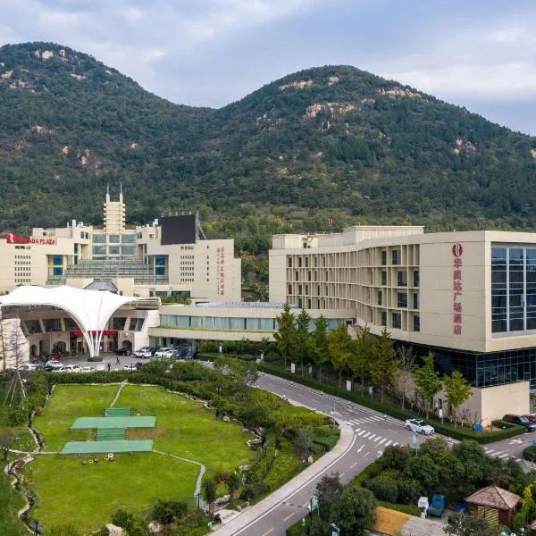 Ramada Plaza By Wyndham Taian, hotel in Tai'an