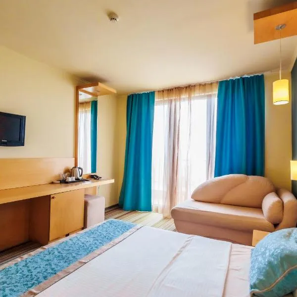 Mirage Hotel: Nesebar şehrinde bir otel