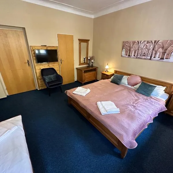 PENZION HRNČÍŘ, hotel v destinaci Kutná Hora