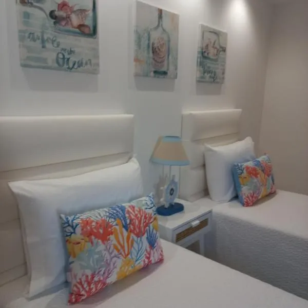 Helena's House, hotel v destinaci Nazaré