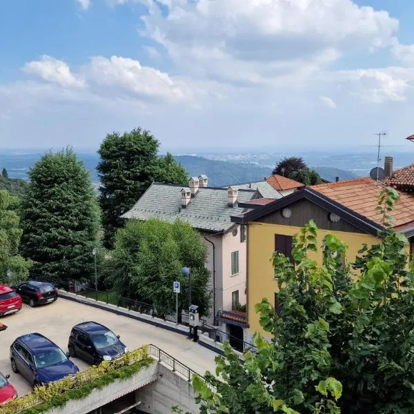 Appartamenti Monti Como Lake, Hotel in Brunate