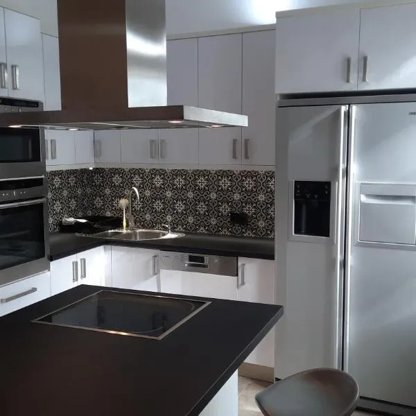 City Grand Apartman, hotel in Szombathely