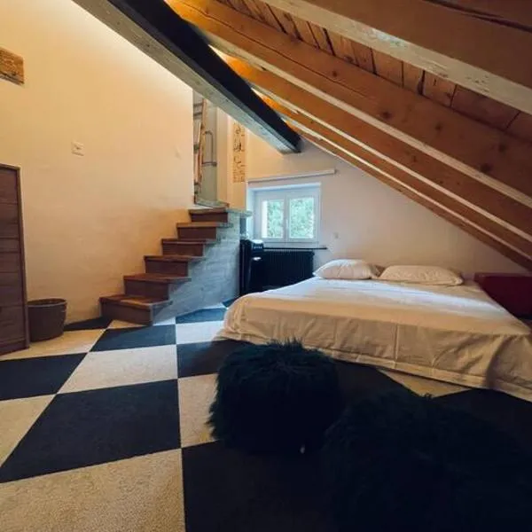 Sottotetto grazioso St.Moritz, ξενοδοχείο στο Σεντ Μόριτζ