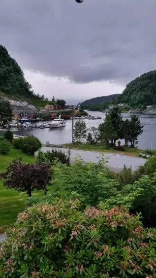 Leirvik Vandrehjem, hotel v destinaci Leirvik