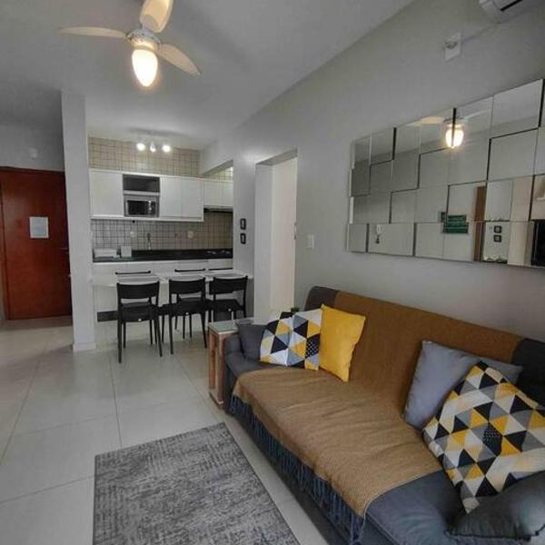 1 Apto em Canasvieiras 2 quadras mar e no centro edf camila - Foto 4
