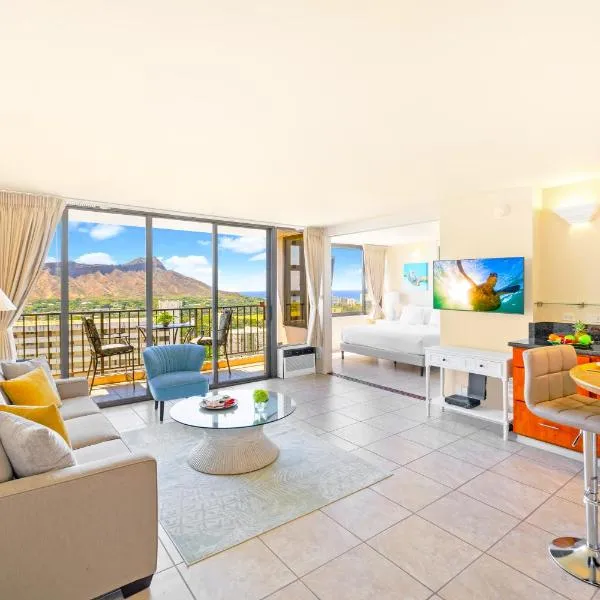 Diamond Head Views Retreat with Free Parking & Near Waikiki Beach!, Hotel in Honolulu