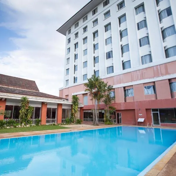 The Imperial Narathiwat Hotel, хотел в Наратуат