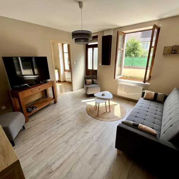 La Cartelée, hotel v destinaci Saint-Amand-Mont-Rond