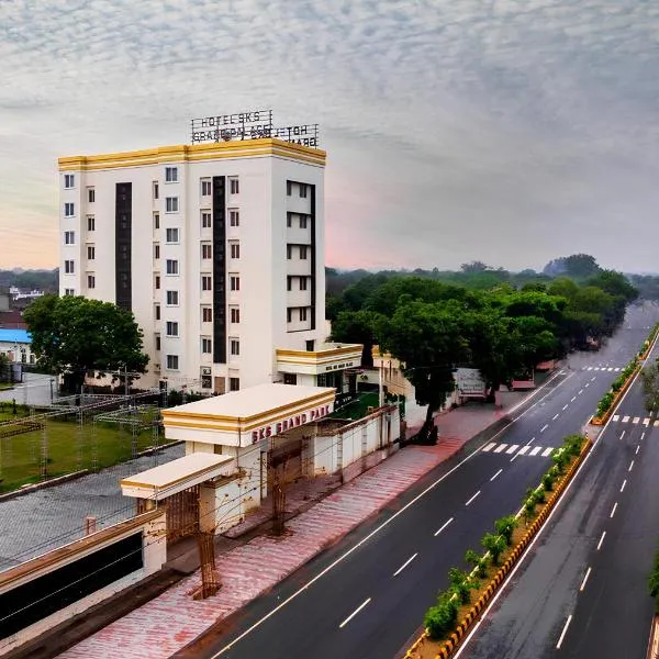 Hotel SKS Grand Palace-Vrindāvan, hotel v destinaci Vrindavan