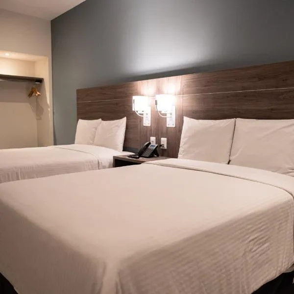 Hotel Centria, hótel í Monterrey