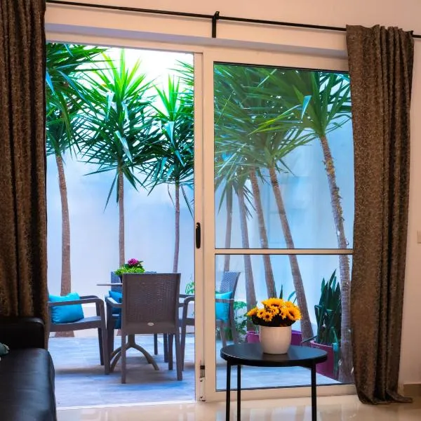 CityScape Gzira Holiday Apartments and Penthouse, hotel in Il-Gżira