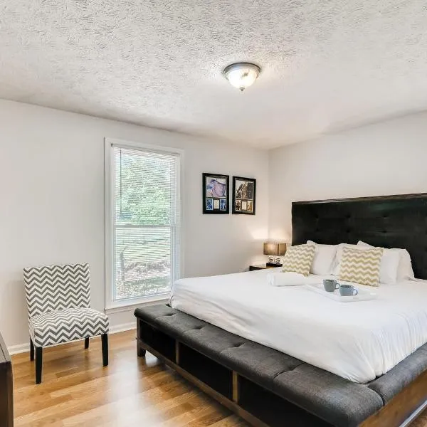 3BR 2BATH Gorgeous Country Near Nashville F1, hotel di Franklin