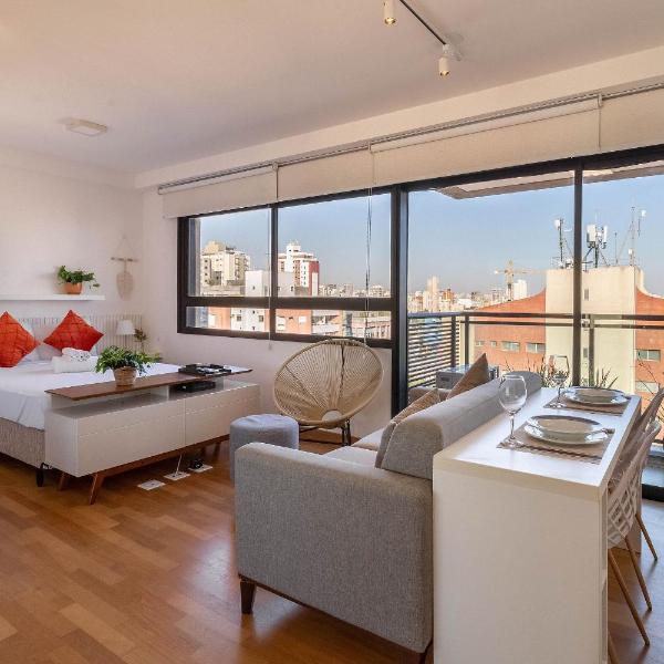 Condomínio na Vila Madalena com lazer e garagem