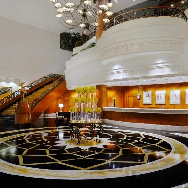 Connaught Palace Hotel, Dubai، فندق في دبي