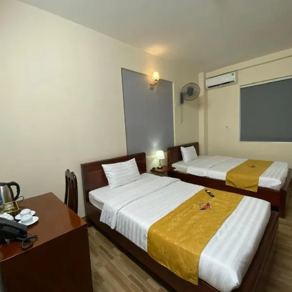 Khách sạn HOÀ BÌNH QUẢNG TRỊ, hotel in Thôn Tam Lang