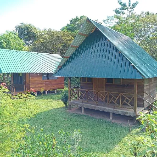 Quirquincho House, hotel di Tambopata