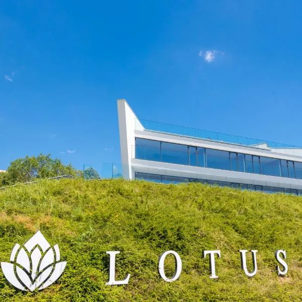Lotus Luxury Rooms, hotel ve Varně