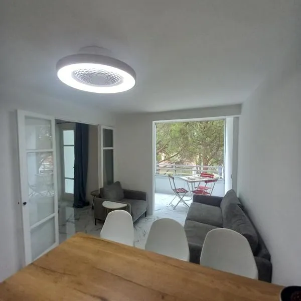 Miggle-Moo-Sea, hotel em Argelès-sur-Mer