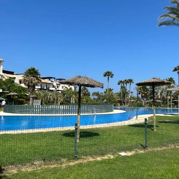 Ático junto al Mar,Acceso directo a la playa,Jardines de Nuevo Vera,WIFI, hotel i Vera