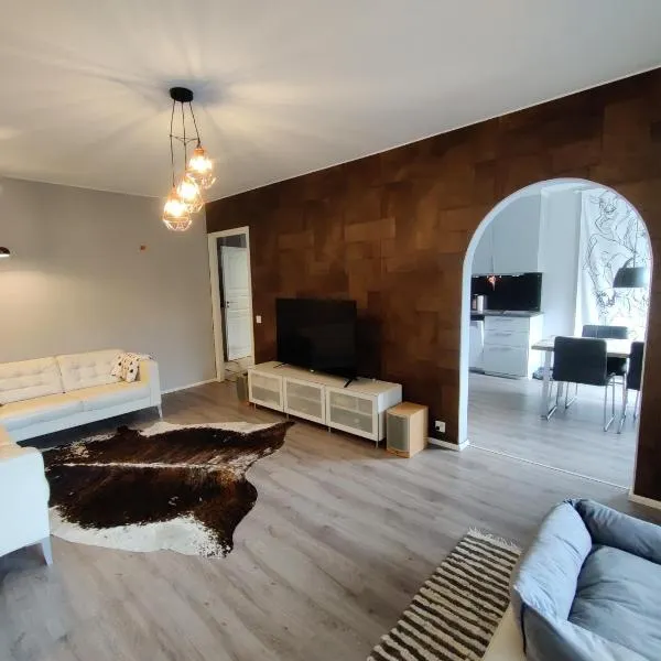 Freshly renovated apartment, perfect for couple: Nummistenkylä şehrinde bir otel