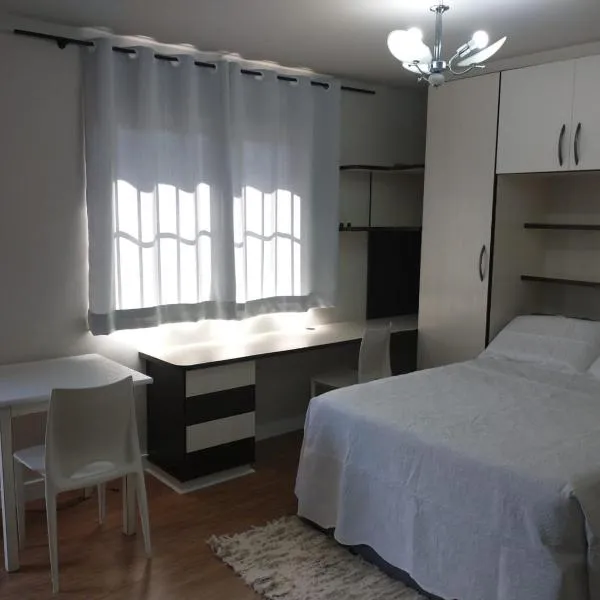 Residencial Vitor Studio 5, hotel in São José dos Pinhais