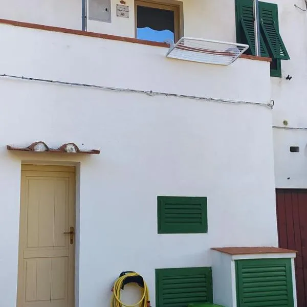 Bilocale La Tezia: Marciana Marina'da bir otel