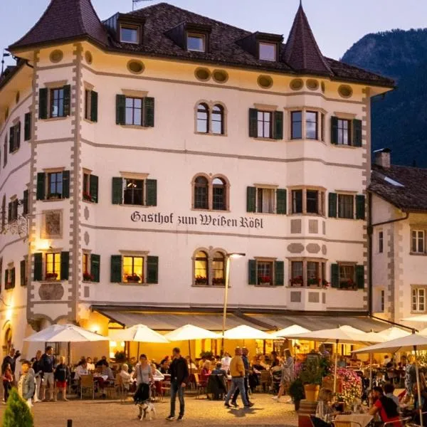 Weisses Rössl, hotel en Caldaro sulla Strada del Vino