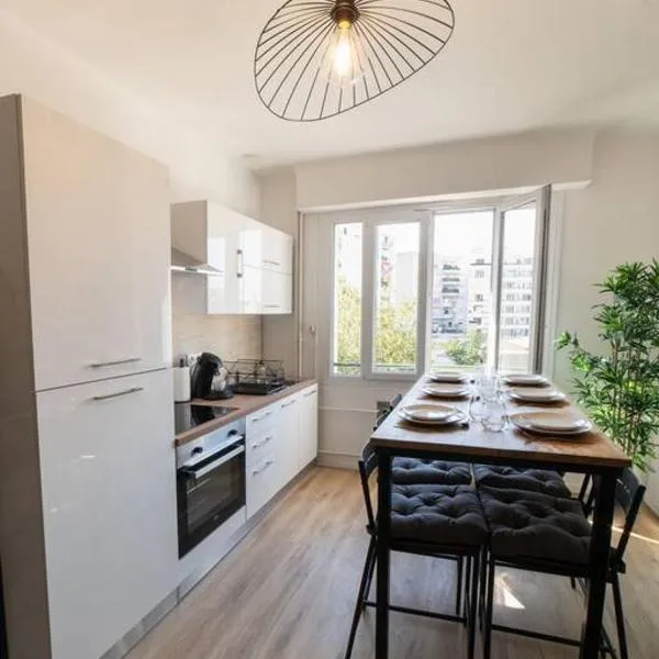 Appartement climatisé gare St-Charles, hotel din Marsilia