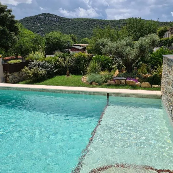 Gîte spa la parenthèse,privatif,sauve,gard,Occitanie, hotel en Sauve