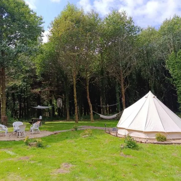 tente nature, hotel v destinaci Plouray