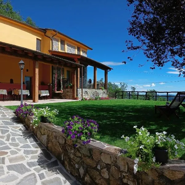 Terra Del Bosco Agriturismo, hotel in Serò