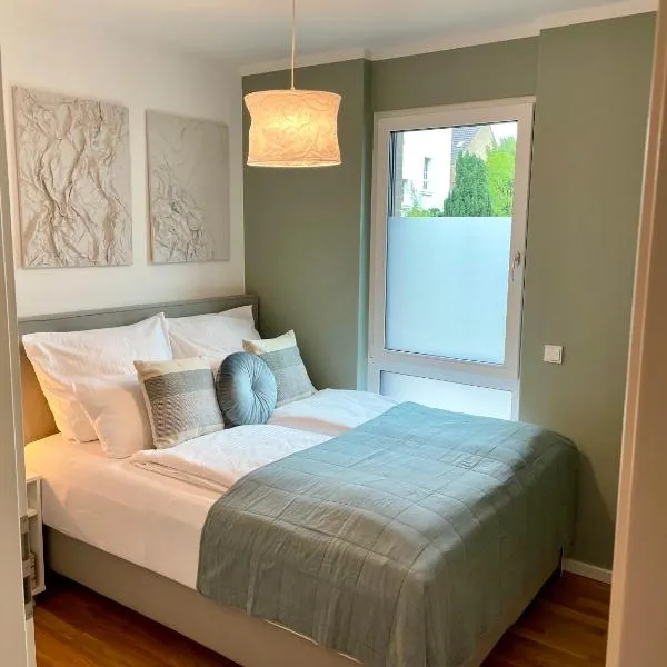 Neubau – S-Bahn nah – Köln Messe/Hbf, hotel sa Bergisch Gladbach