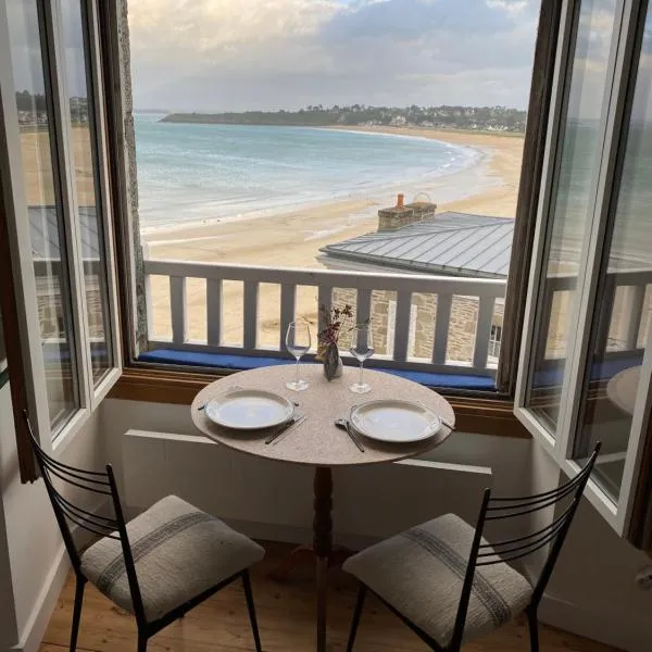 Le Petit Saint Cast - Cocon vue Mer, hotel in Saint-Cast-le-Guildo