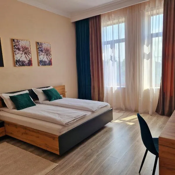 ORI Family Apart. Malul Muresului, hotel a Arad
