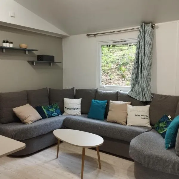 Mobil-home tout confort à 300m de l'océan, hotel v destinácii Saint-Brévin-les-Pins