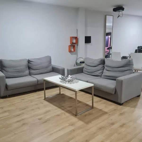 Apartamento Loft Acogedor, hotel en Alhaurín de la Torre