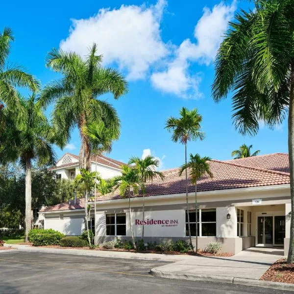 Residence Inn Fort Lauderdale Plantation, готель у місті Плантейшн