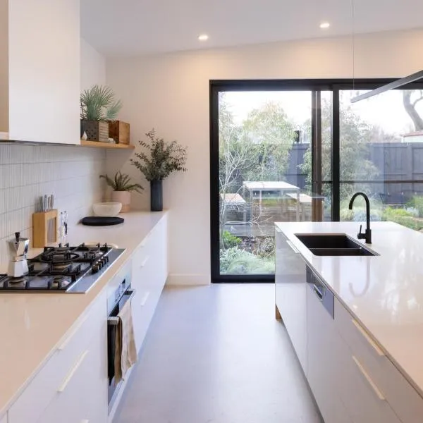 Botanica House - Your Kyneton Oasis, hotel in Kyneton