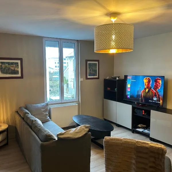 Grand appartement de standing, hotel em Saint-Dizier