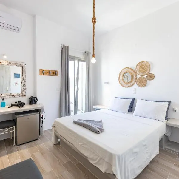 Madaky Hotel, hotel v destinácii Nausa