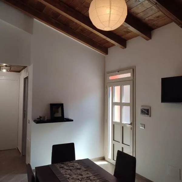 Teo’s Holiday Home, hotel v destinaci Canino