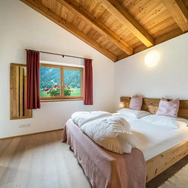 Ferienhaus Larch Soge Apt Helmuth, hotel v destinaci Racines