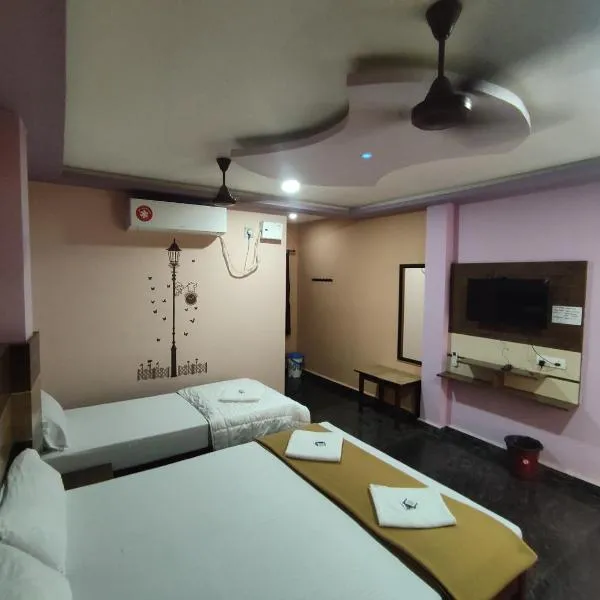 sri Murugan beach paradise hotel, hotell i Mahabalipuram