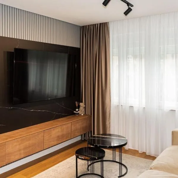 Royalux Kennedy Residences, hotel en Tošin Bunar