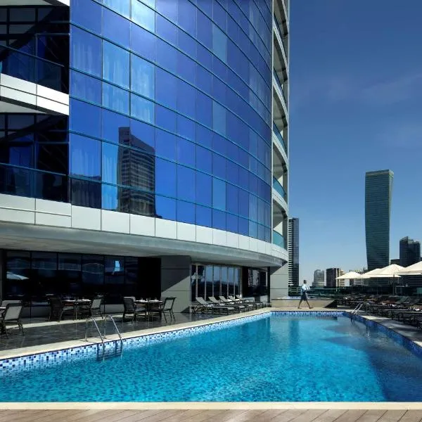 Radisson Blu Hotel, Dubai Waterfront, khách sạn ở Dubai
